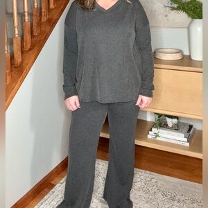 Haptics Brand New Cozy Gray Ribbed Knit Lounge Set